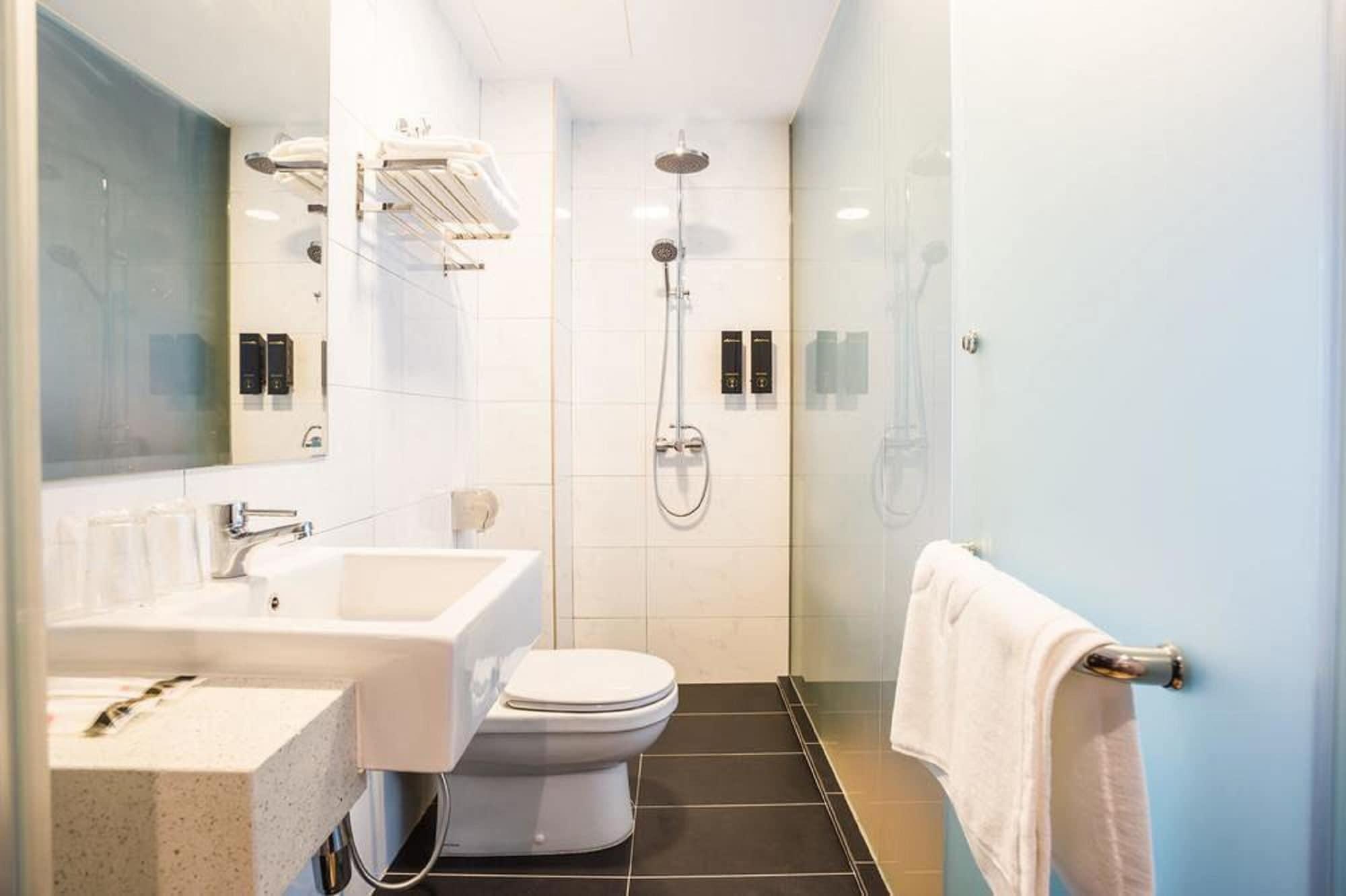 Manhattan Business Hotel Ttdi Kuala Lumpur Kültér fotó