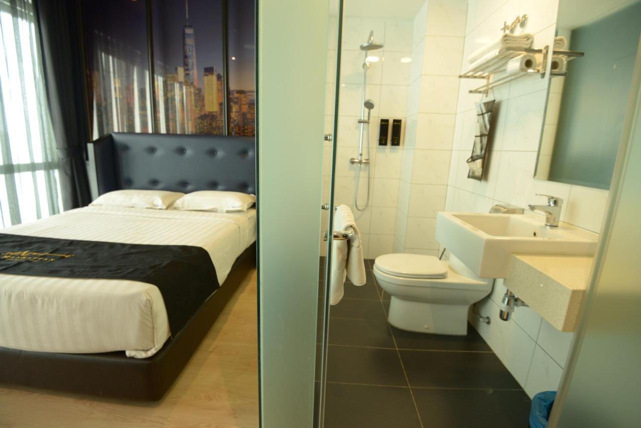 Manhattan Business Hotel Ttdi Kuala Lumpur Kültér fotó